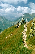 Tatry, jesien, szlak turystyczny z Kasprowego na Czerwone Wierchy, odcinek w rejonie Suchych Czub.